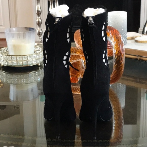 Giuseppe Zanotti lace up Suede gladiator heels - Picture 8 of 8